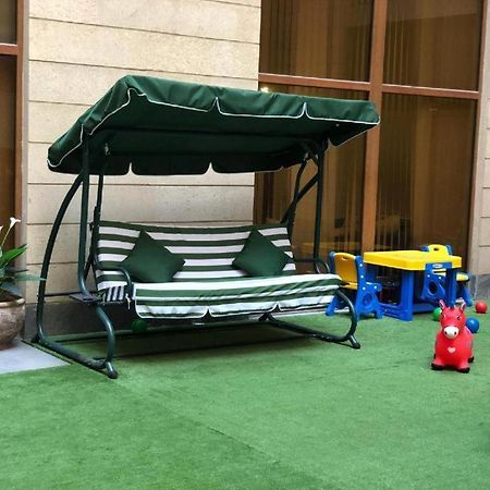 California Boutique Hotel Erivan Exterior foto
